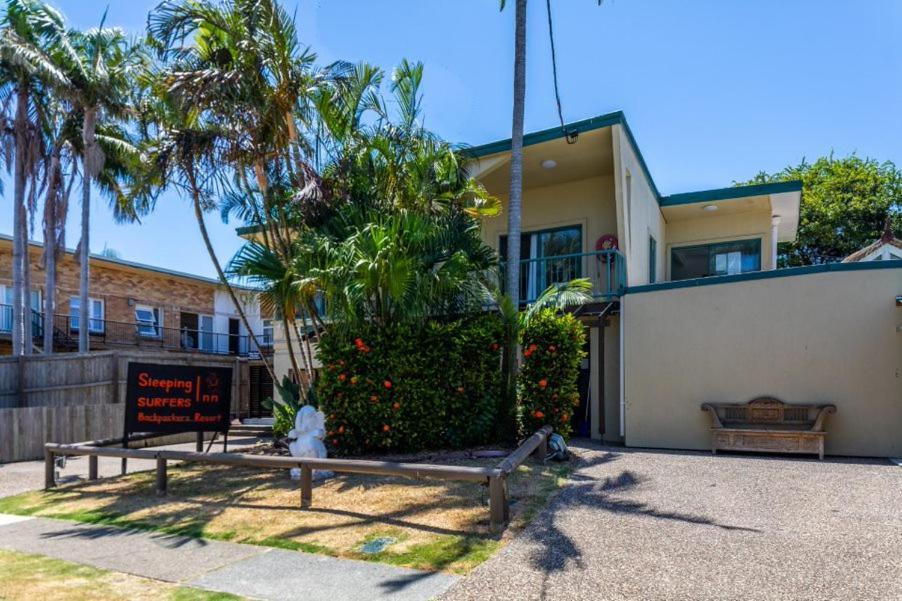 Sleeping Inn Backpackers Resort Gold Coast Exterior photo